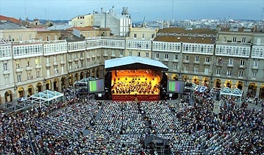 Concerto coa Sinfónica - Praza María Pita - A Coruña - 2002